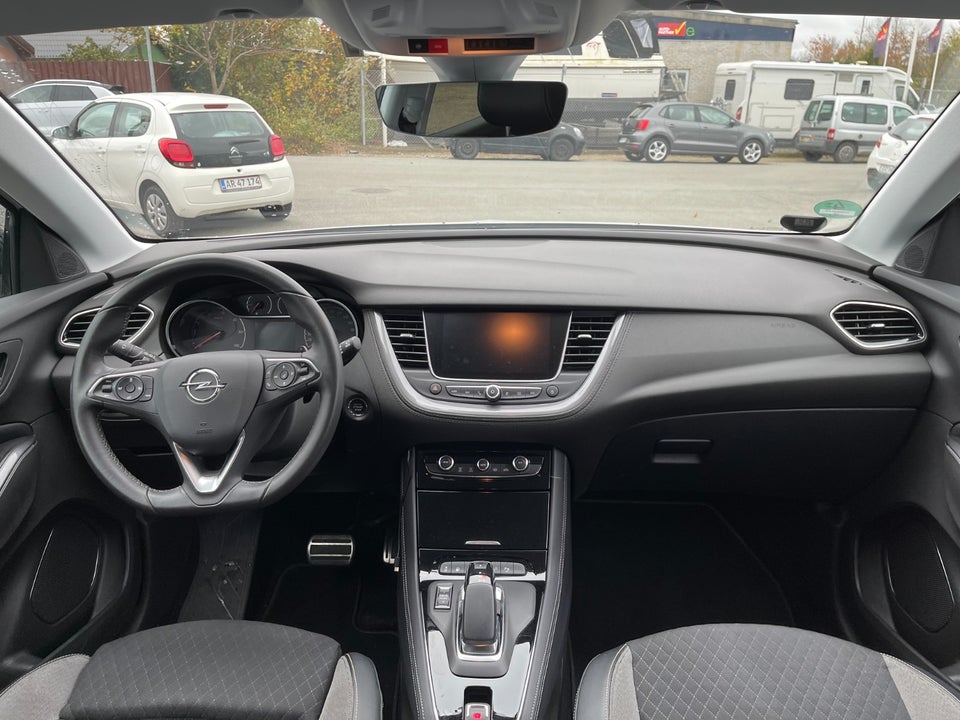 Opel Grandland X 1,6 Hybrid Ultimate aut. 5d