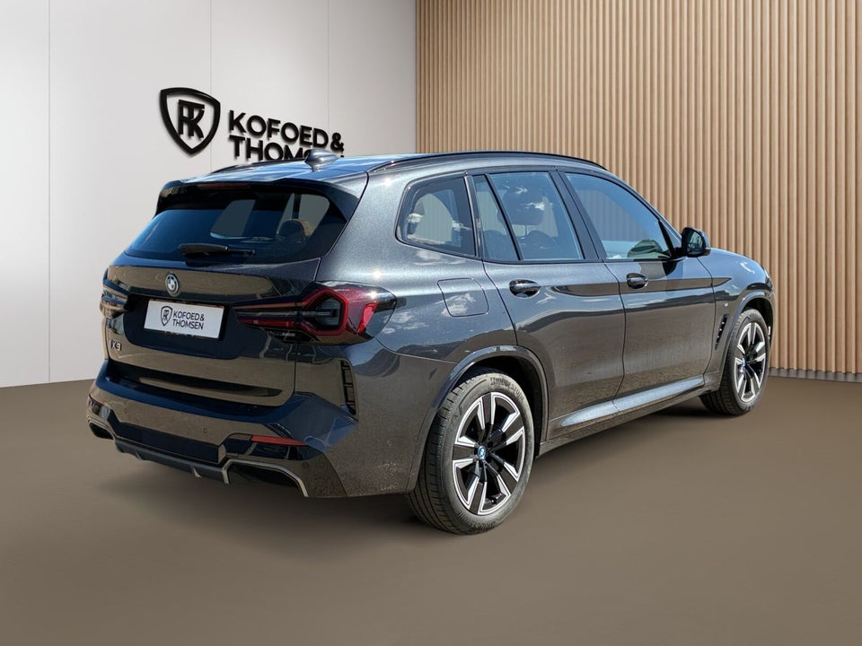 BMW iX3 Charged M-Sport 5d