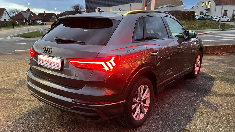 Audi Q3 45 TFSi e S-line plus S-tr. 5d