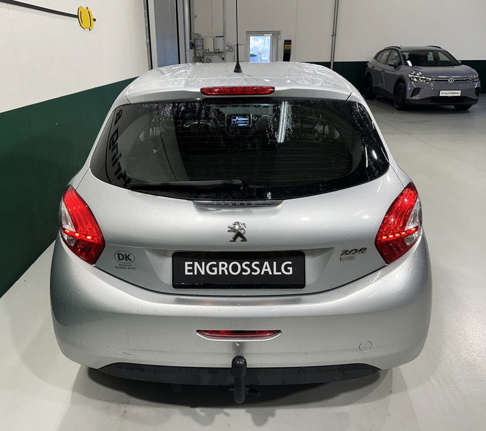 Peugeot 208 1,6 e-HDi 92 Active 5d