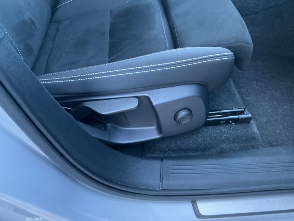 Volvo C40 P8 ReCharge Twin First Edition 5d