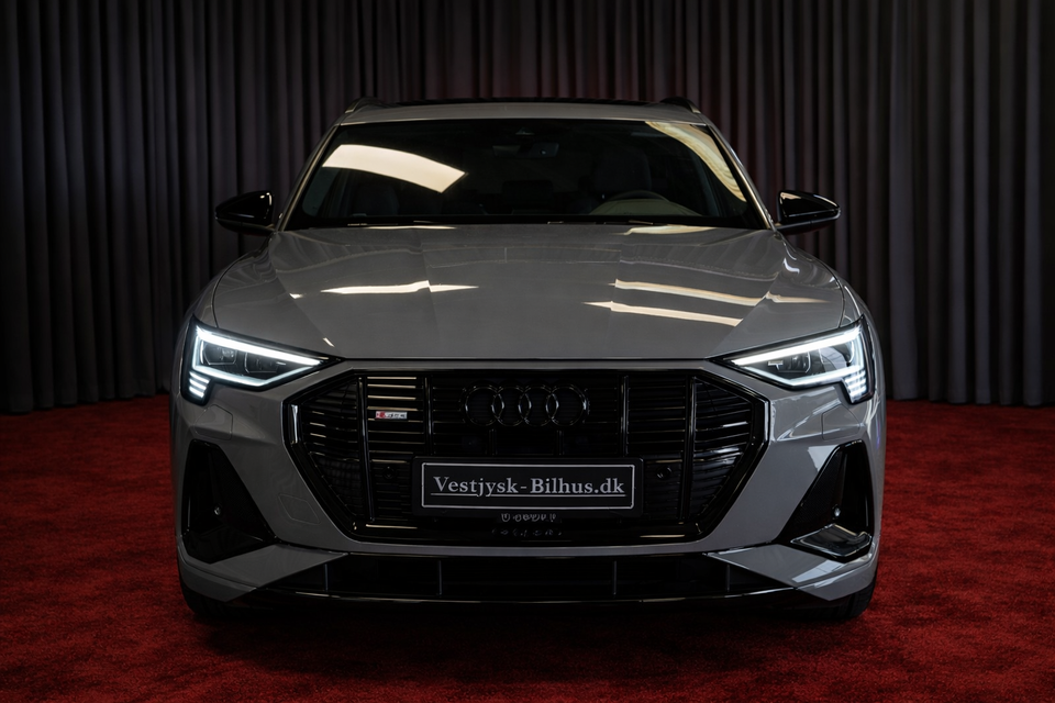 Audi e-tron 55 S-line Sportback quattro 5d