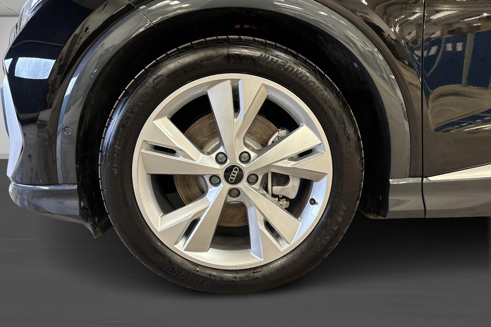 Audi Q4 e-tron 45 Progress 5d