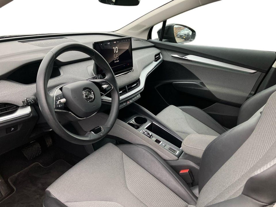 Skoda Enyaq 60 iV Loft 5d