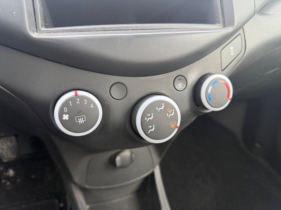 Chevrolet Spark 1,0 LT 5d