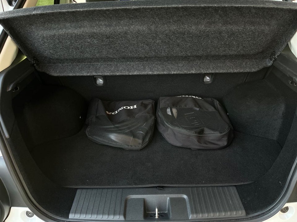Honda e Advance 5d