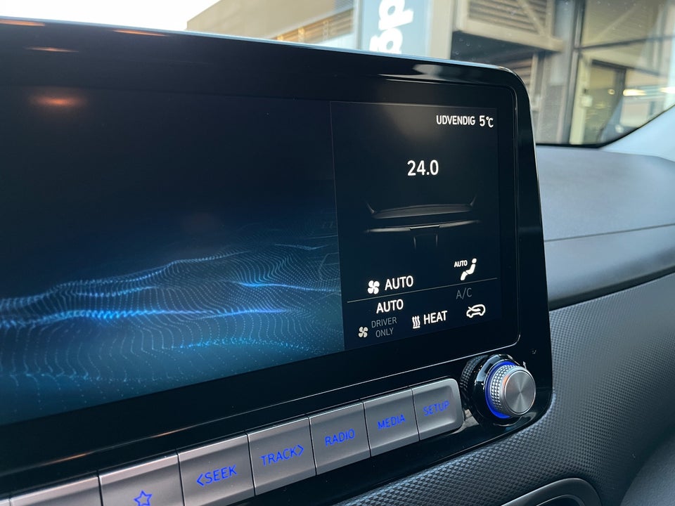 Hyundai Kona 64 EV Premium 5d