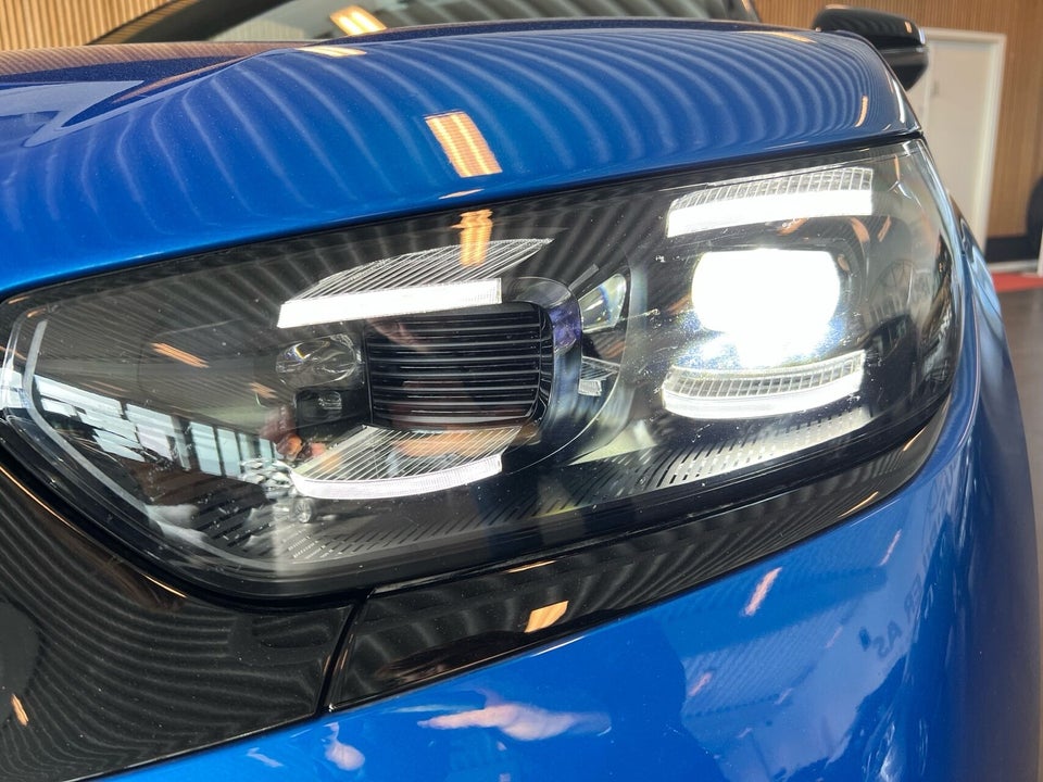 Ford Capri 77 Premium Extended Range 5d