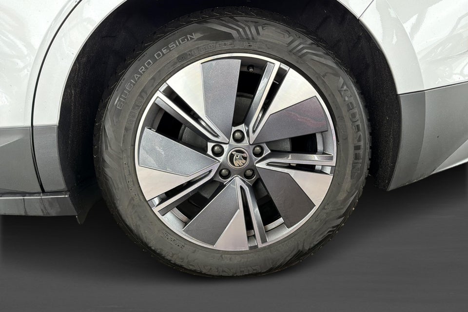 Skoda Enyaq 60 iV Loft 5d