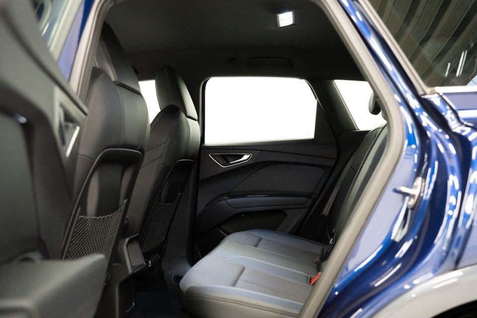 Audi Q4 e-tron 35 S-line 5d