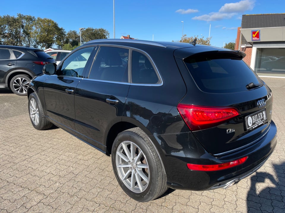 Audi Q5 3,0 TDi 258 S-line quattro S-tr. 5d