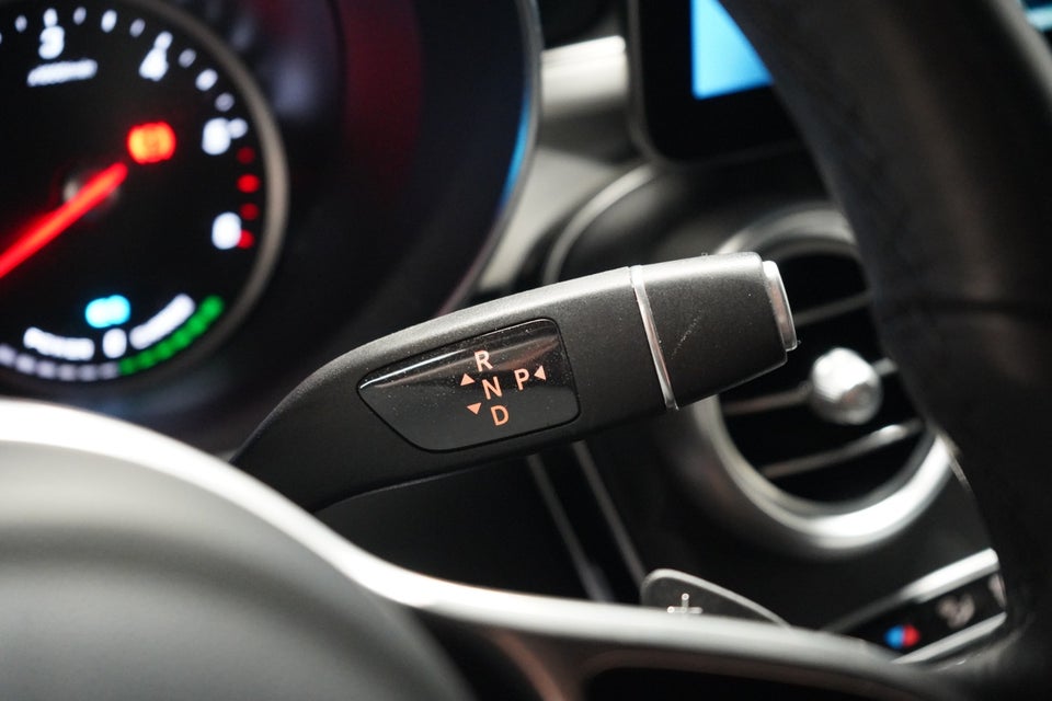 Mercedes GLC300 de 2,0 aut. 4Matic 5d