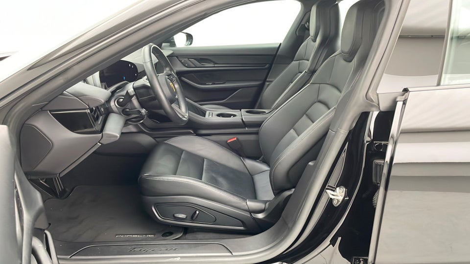 Porsche Taycan Sport Turismo 5d