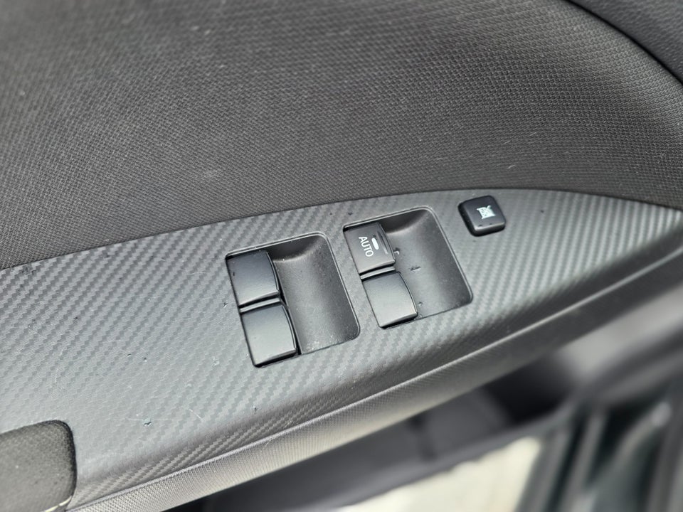 Mitsubishi Space Star 1,2 Cosmic CVT 5d