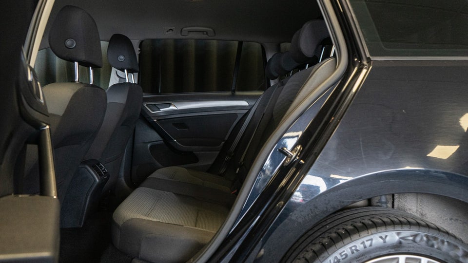 VW Golf VII 1,4 TSi 122 Comfortline Variant BMT 5d