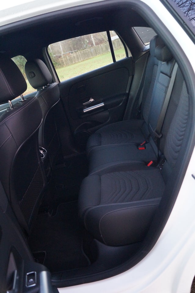 Mercedes EQA350 Progressive 4Matic 5d