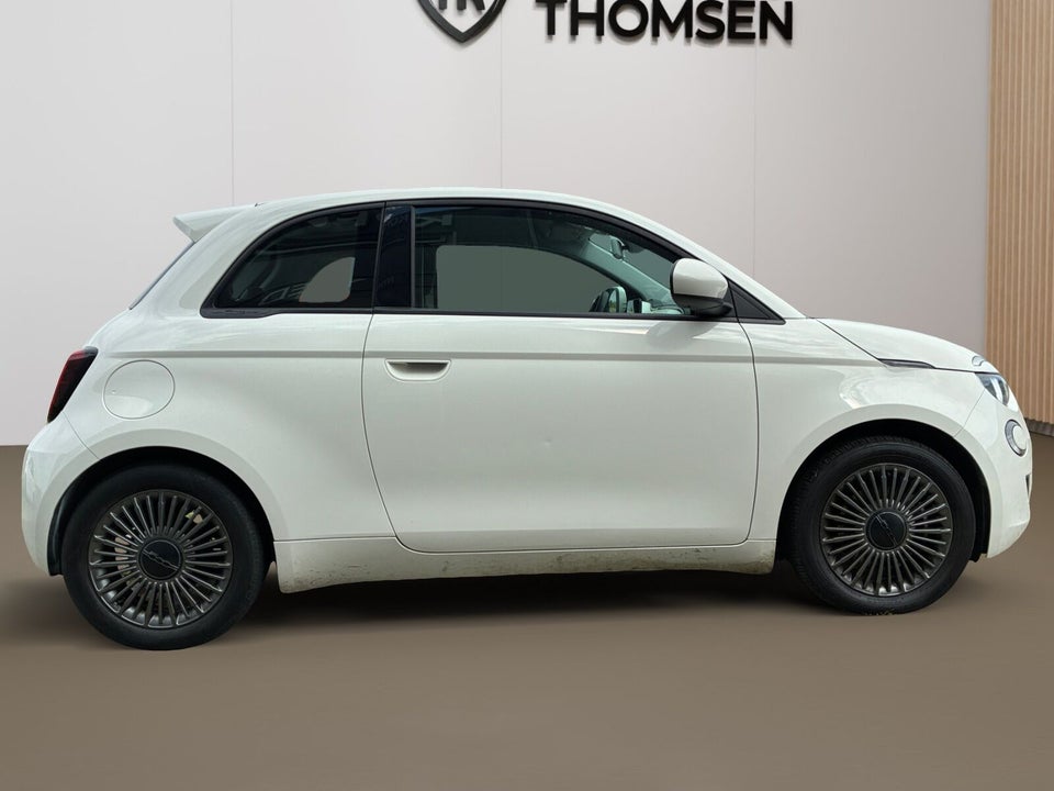 Fiat 500e 42 Icon 3d