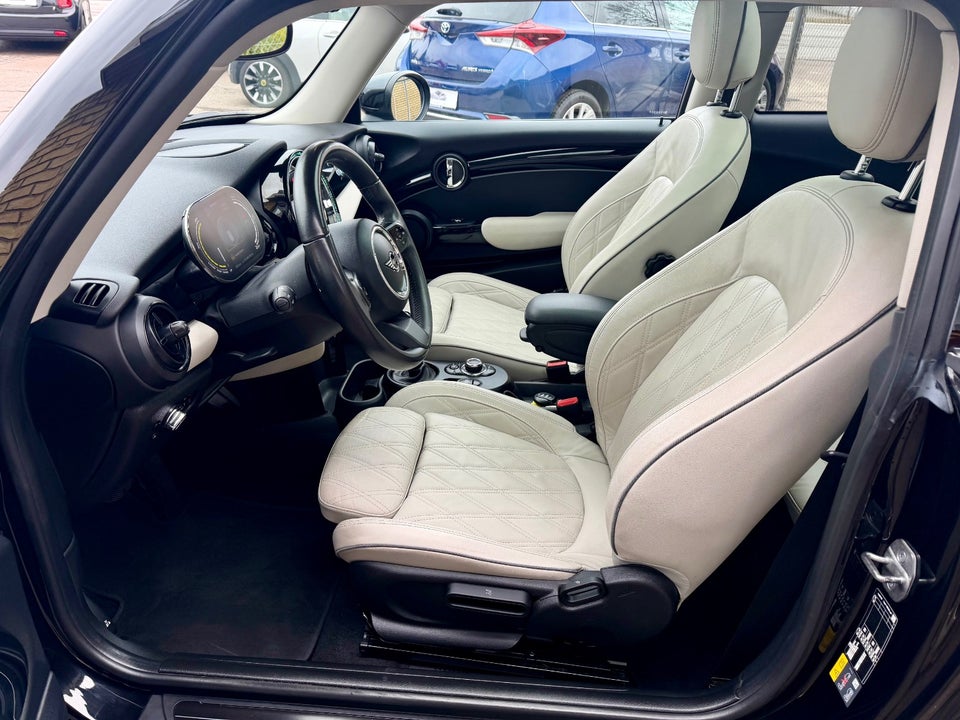 MINI Cooper SE Camden Edition 3d