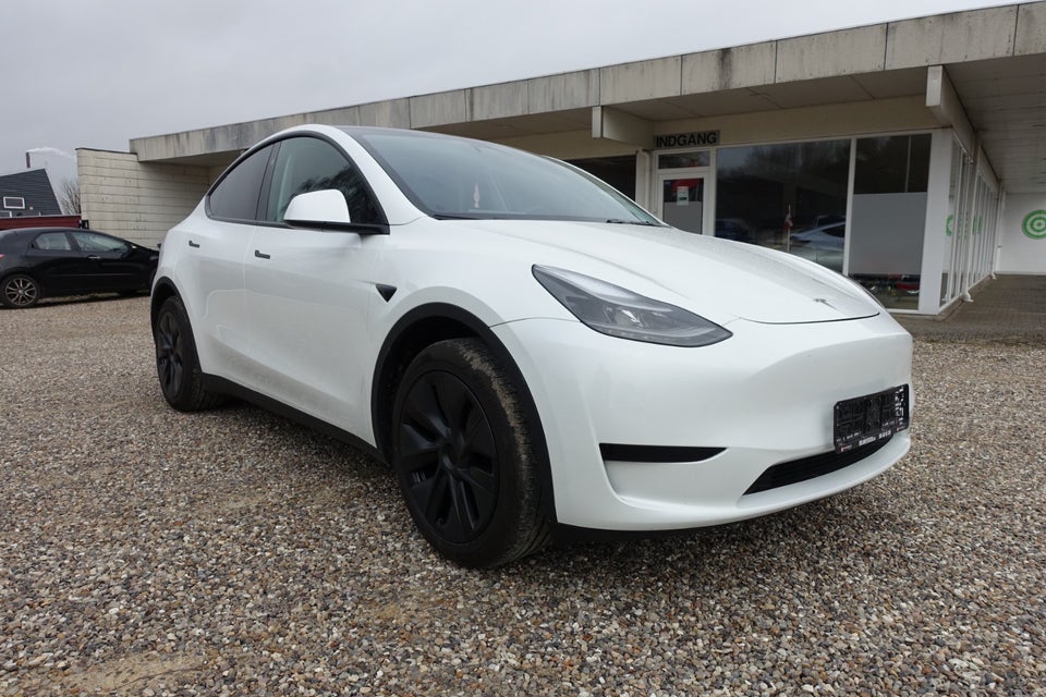 Tesla Model Y RWD 5d