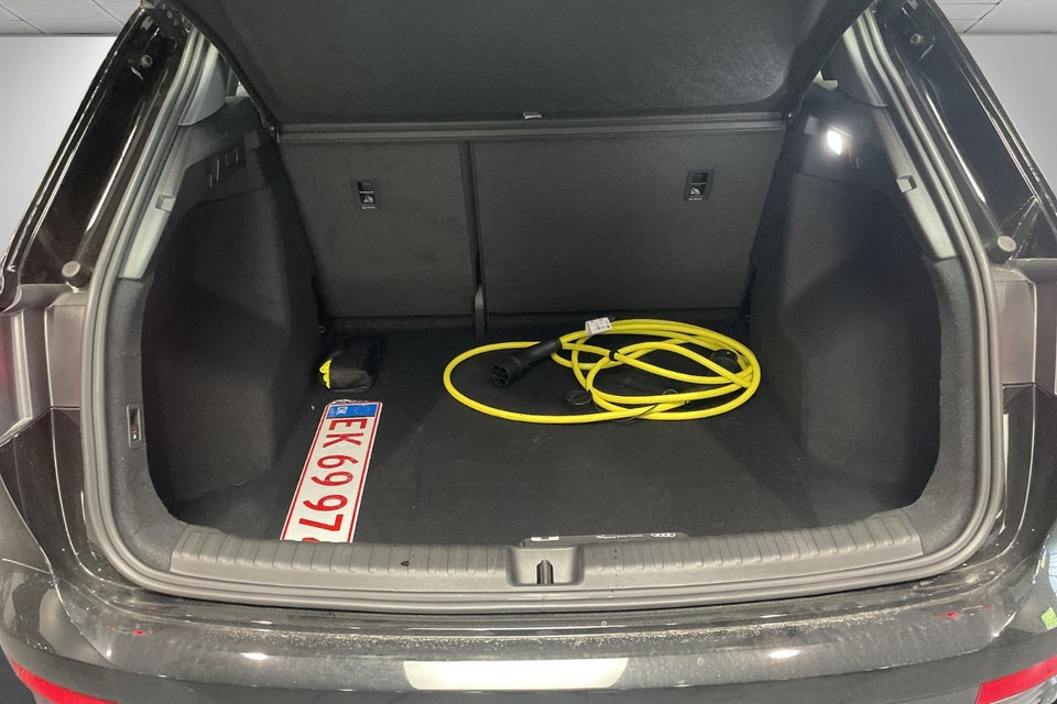 Audi Q4 e-tron 45 S-line 5d
