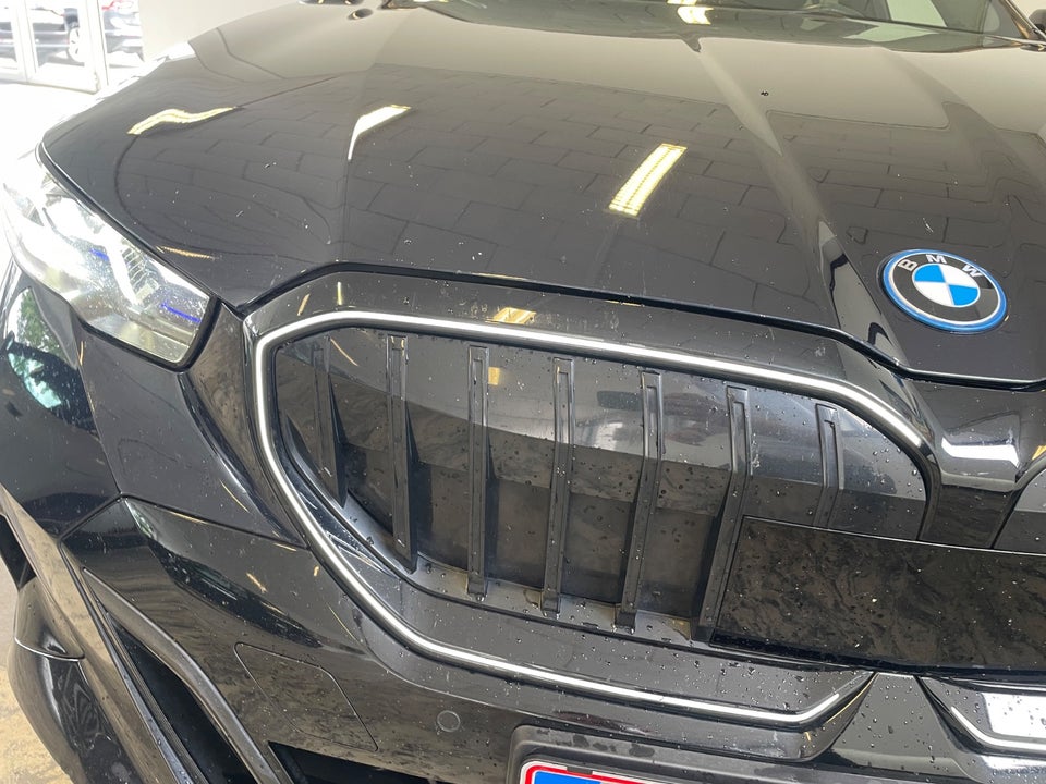 BMW i5 eDrive40 M-Sport Pro 4d