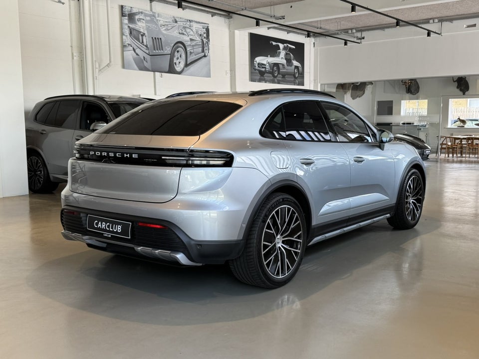 Porsche Macan 4 5d
