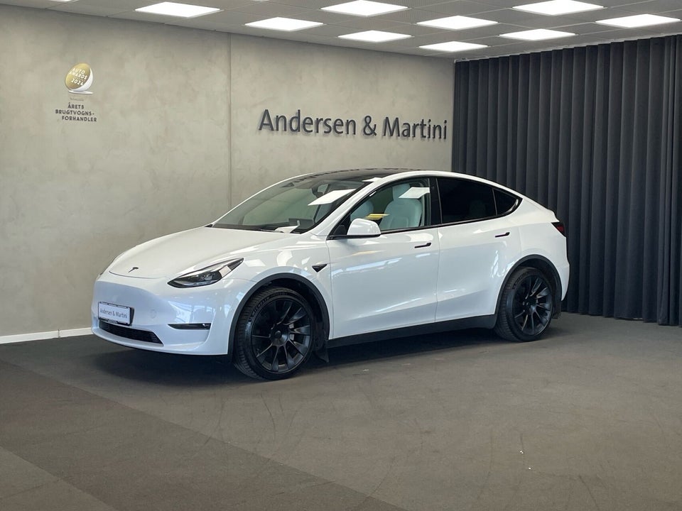 Tesla Model Y Long Range AWD 5d