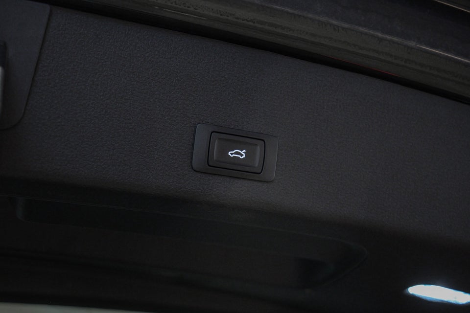 Audi e-tron 55 Advanced quattro 5d