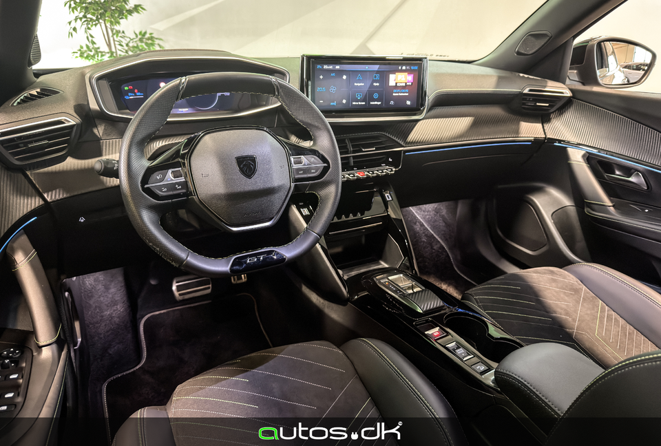 Peugeot e-2008 54 GT 5d