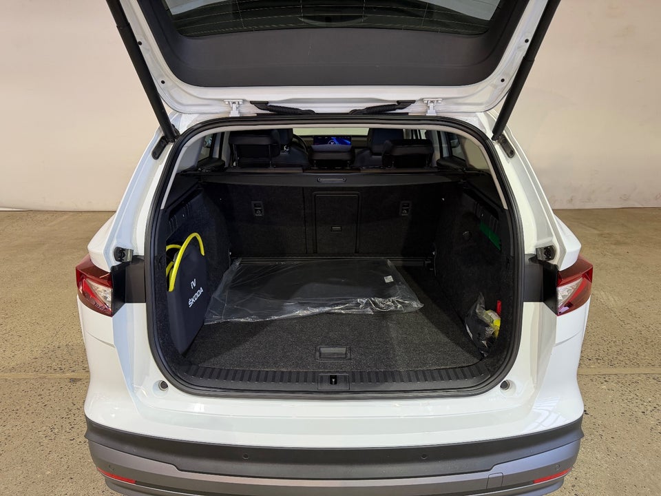 Skoda Enyaq 80 iV Plus Loft 5d