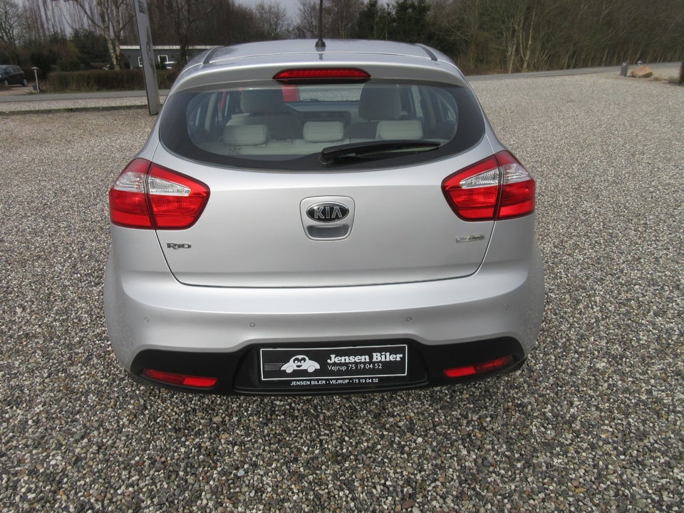 Kia Rio 1,2 CVVT Style+ 5d