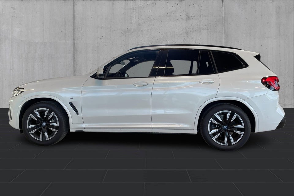 BMW iX3 Charged M-Sport 5d