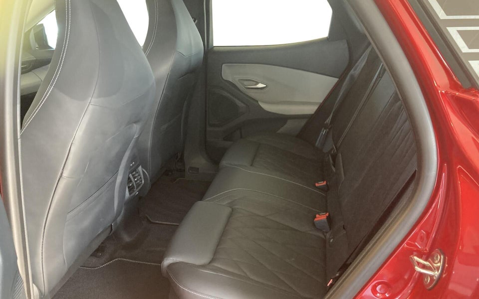 Ford Explorer 77 Premium Extended Range 5d