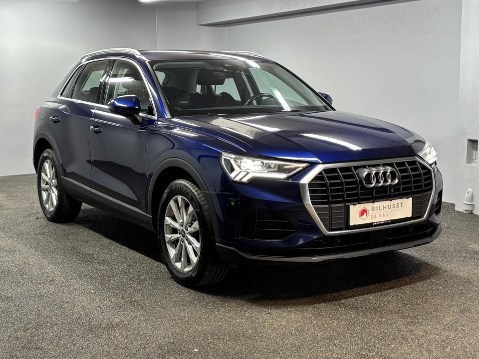 Audi Q3 45 TFSi e Attitude plus S-tr. 5d