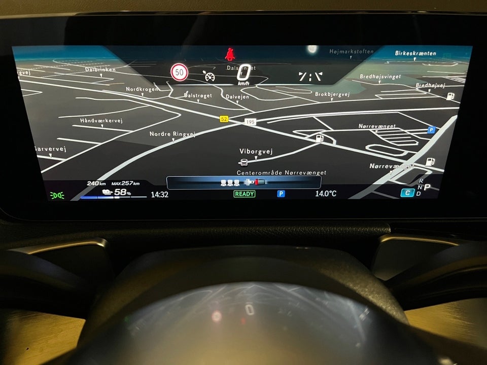 Mercedes EQB300 Progressive 4Matic 5d