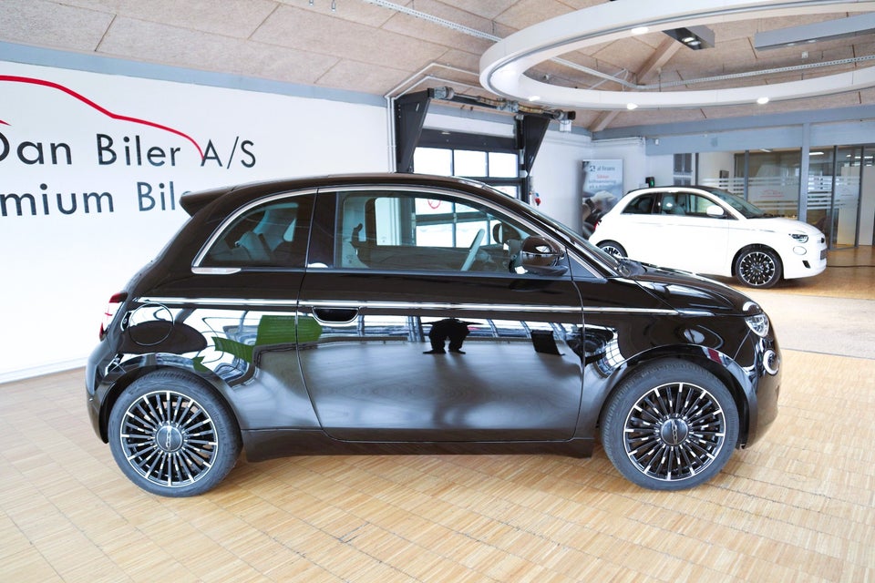 Fiat 500e 42 la Prima by Bocelli 3d