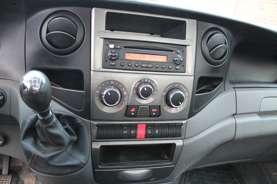 Iveco Daily 3,0 35S21 4200mm Lad 2d