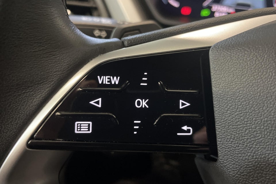 Audi Q4 e-tron 45 Progress 5d