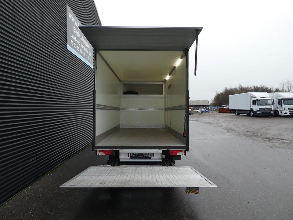 Mercedes Sprinter 317 2,0 CDi Alukasse m/lift aut. RWD 2d