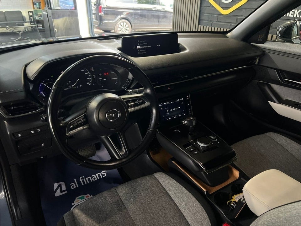 Mazda MX-30 e-SkyActiv Sky 5d