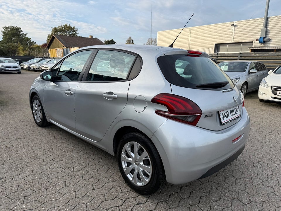 Peugeot 208 1,2 VTi 82 Active 5d