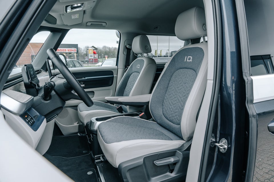 VW ID.Buzz 77 Pro Design SWB 5d