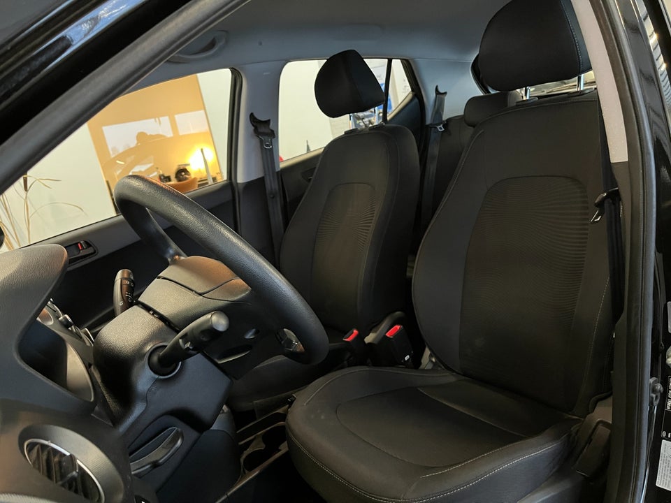 Hyundai i10 1,0 Premium 5d