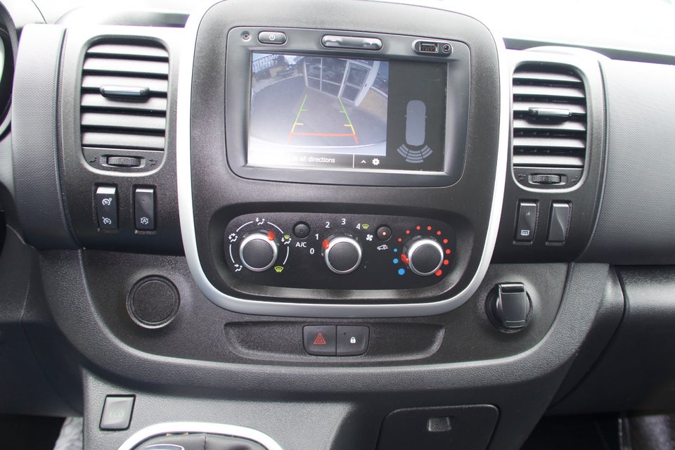 Renault Trafic T29 2,0 dCi 145 L1H1 EDC