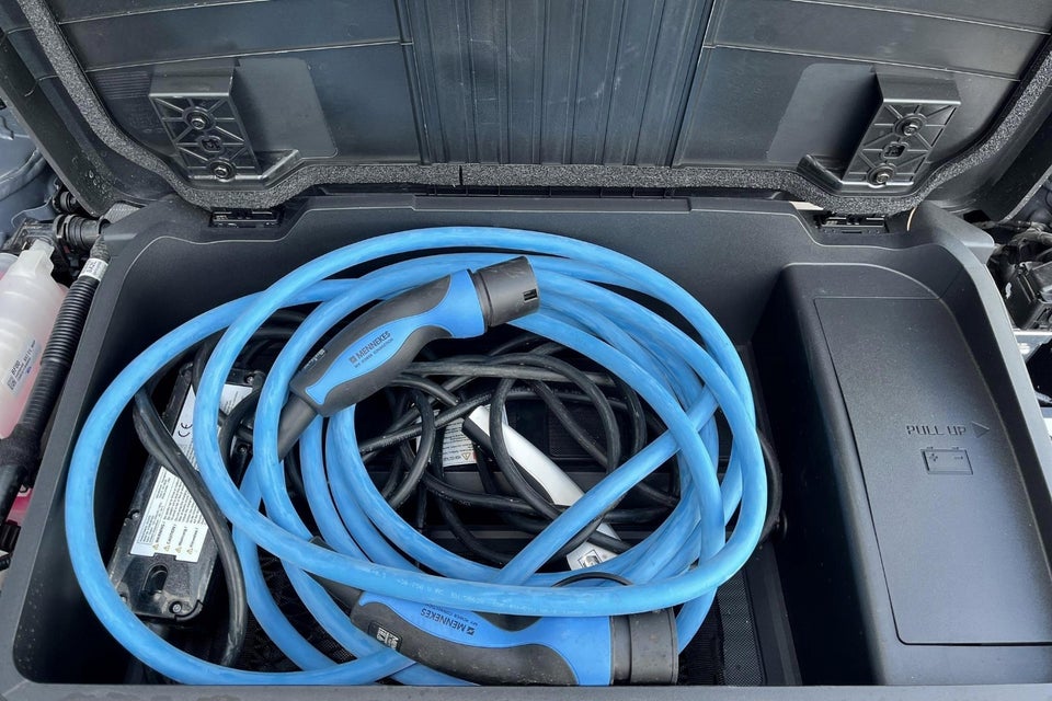Hyundai Kona 48 EV Essential 5d