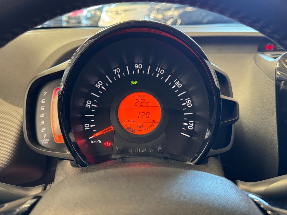 Peugeot 108 1,0 e-VTi 72 Allure+ 5d