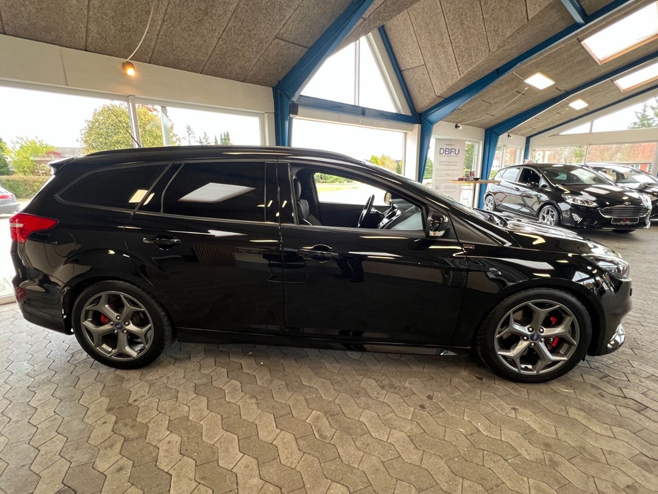 Ford Focus 2,0 TDCi 185 ST2 stc. 5d