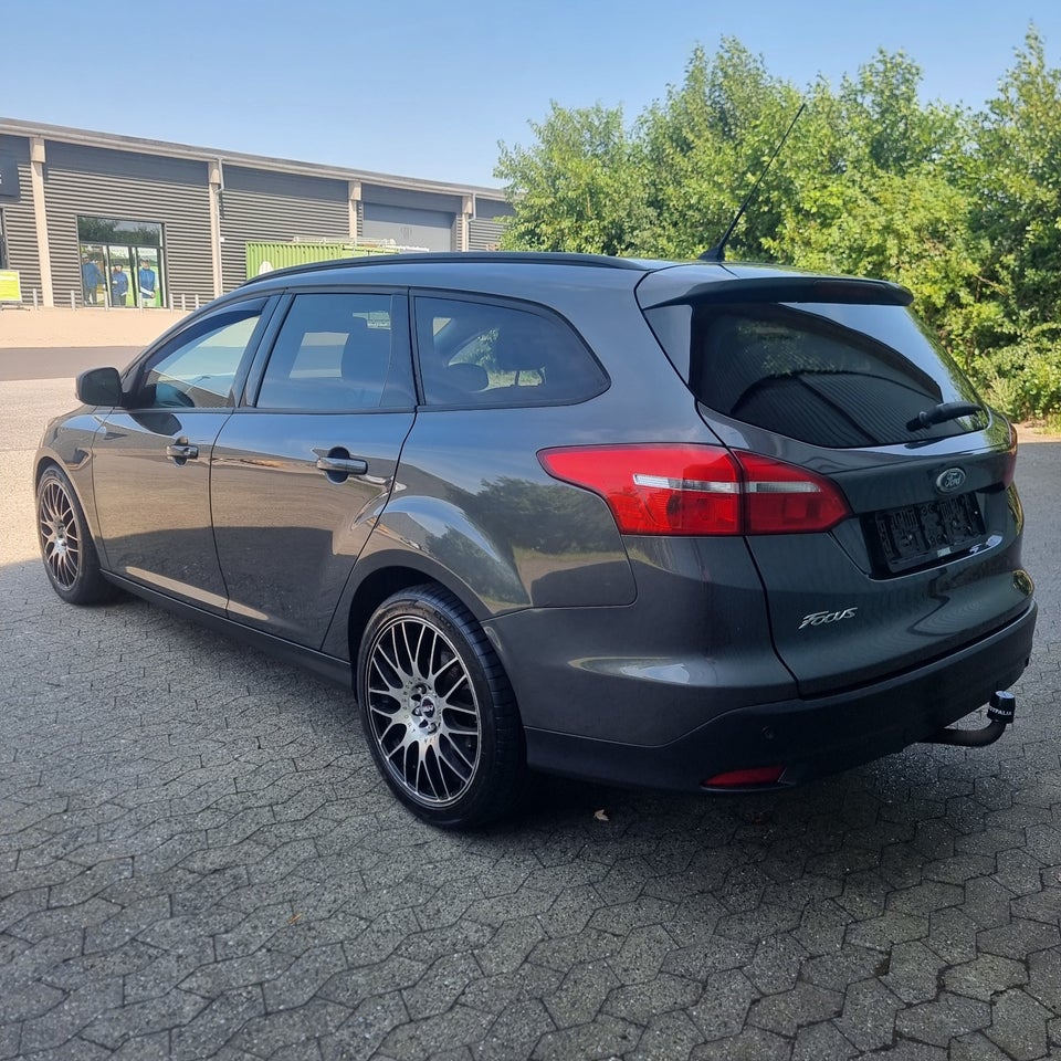 Ford Focus 1,5 TDCi 120 Titanium stc. aut. 5d