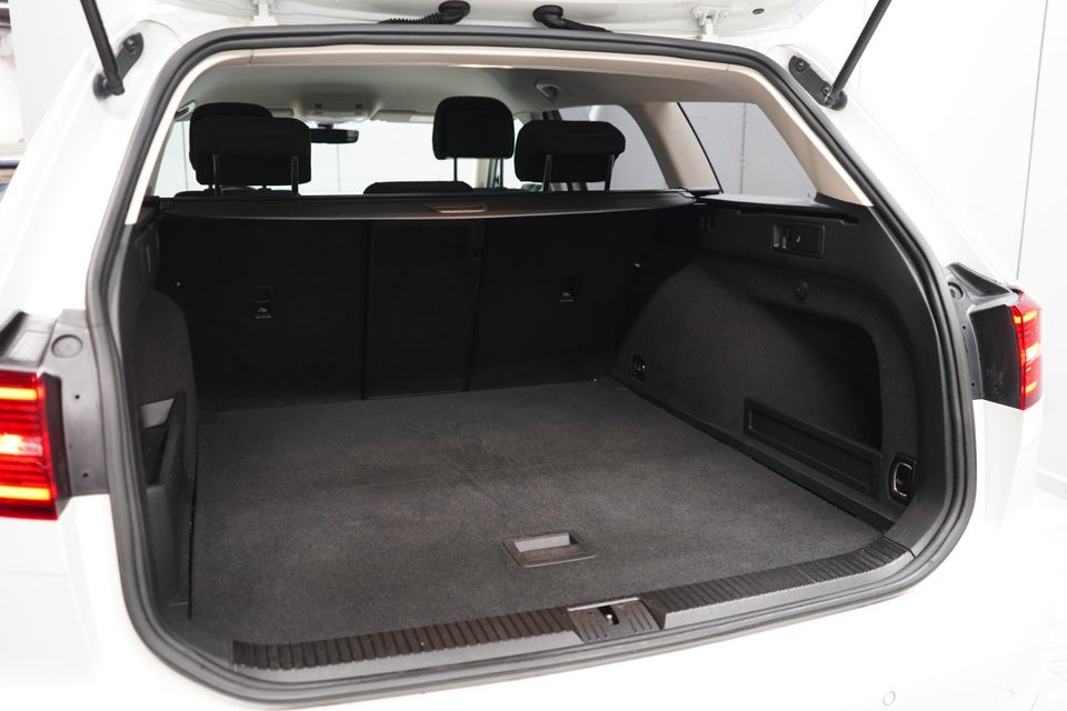 VW Passat 1,4 GTE Variant DSG 5d