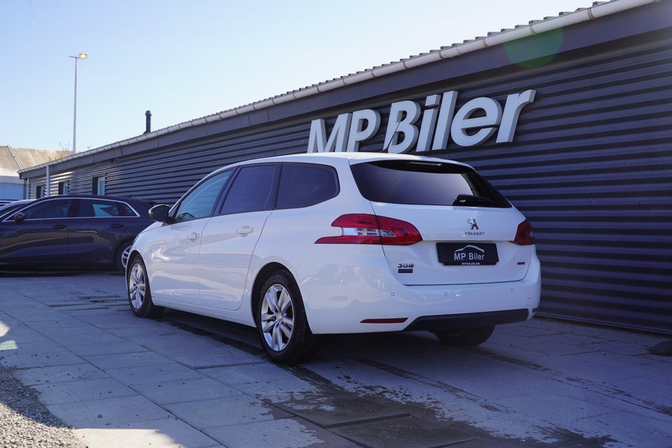 Peugeot 308 1,6 BlueHDi 120 Collection SW 5d